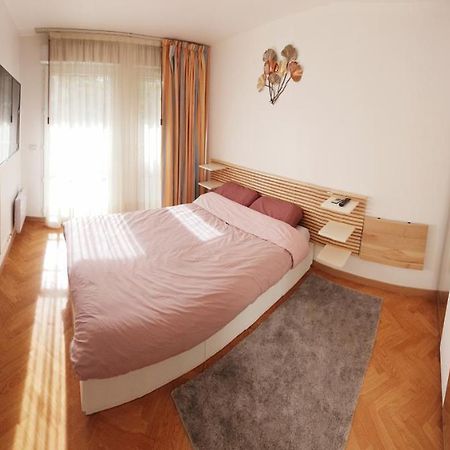 Cozy Room In Paris Ladefense Курбевуа Экстерьер фото
